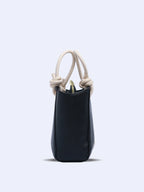 Trendy Essential