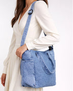 Minimalist Work Light Blue